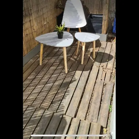 Charmant Appartement - Terrasse L'Ile-Saint-Denis Buitenkant foto